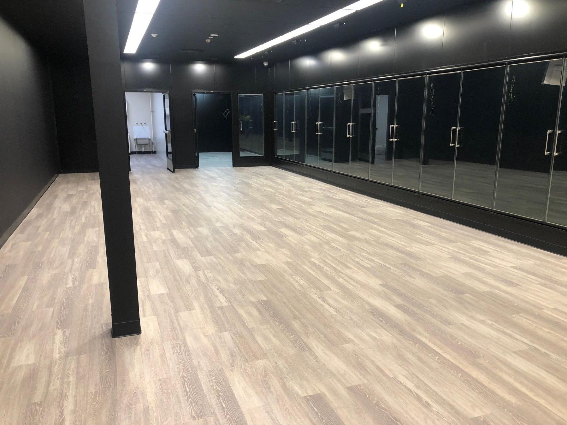 Sàn vinyl chống cháy